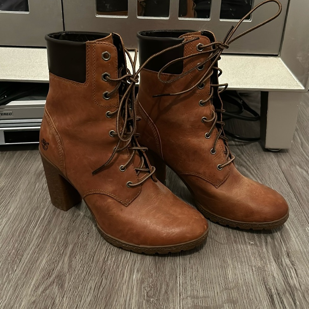 Timberland heeled booties